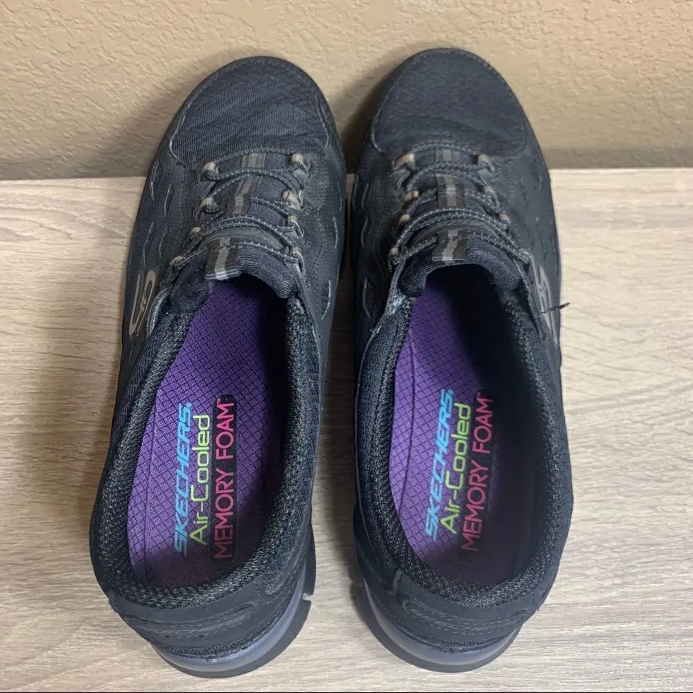 Skechers Air cooled memory foam sneakers - Image 7