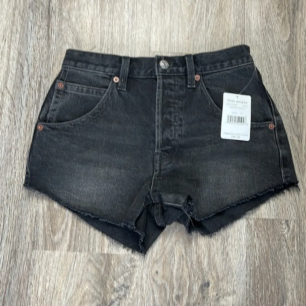 Free People Taliesin Washed Black Cut Off Shorts Size 25 - Image 11