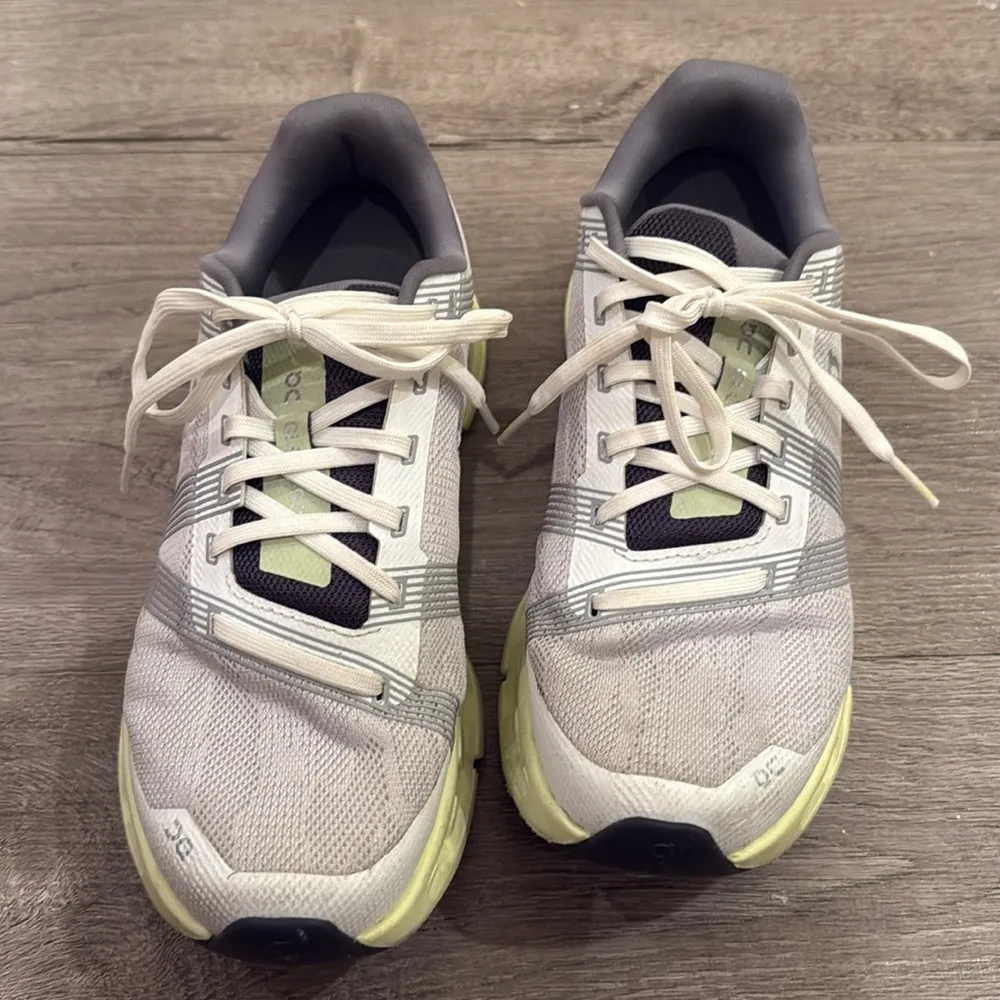 On Cloud CloudGo tennis shoes Gray Size 7.5 - Image 4