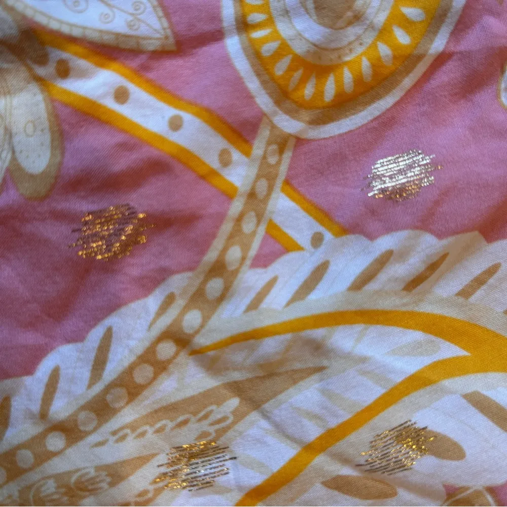 Harvey Bernard Size M Pink Coral Gold Floral Smocked Square Neck Peasant Top Size M - Image 8