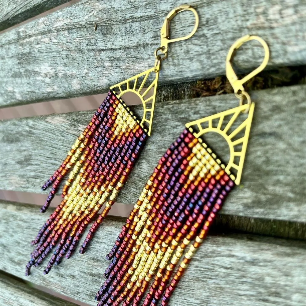 NWT Flaming Sun Horizontal Beaded gold Earring - Image 5