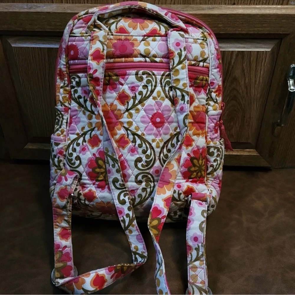 Rare Print Vera Bradley Essential Folkloric Lizzy
Print Retro Quilted Backpack - Image 5