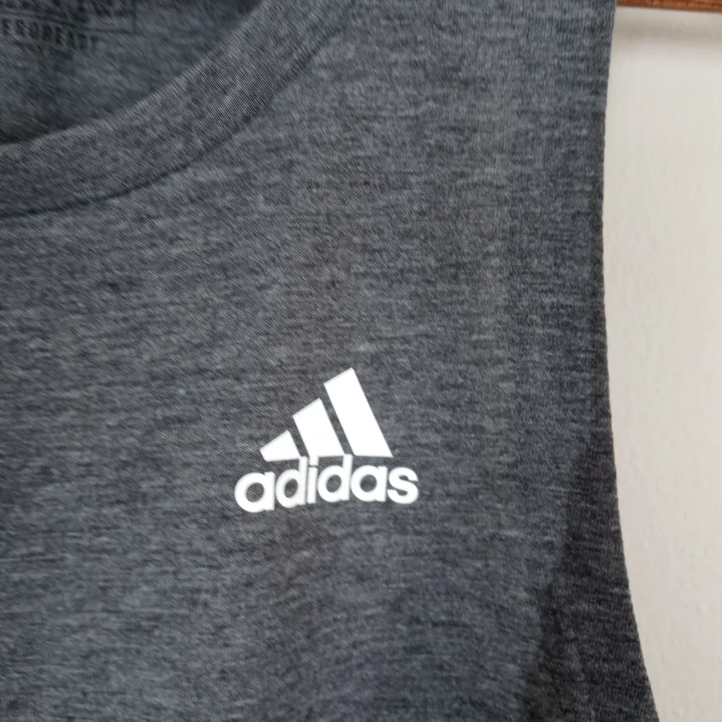 Adidas Women Tank Top Size Medium Gray - Image 2