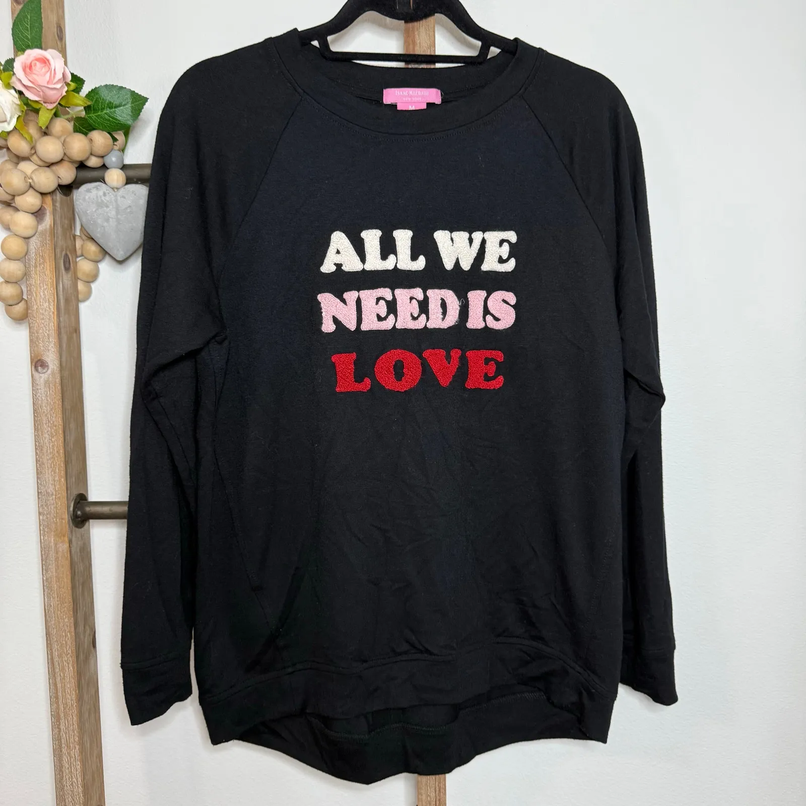 Isaac Mizrahi All We Need Is Love Black Long Sleeve Sweatshirt Size Medium - Image 2