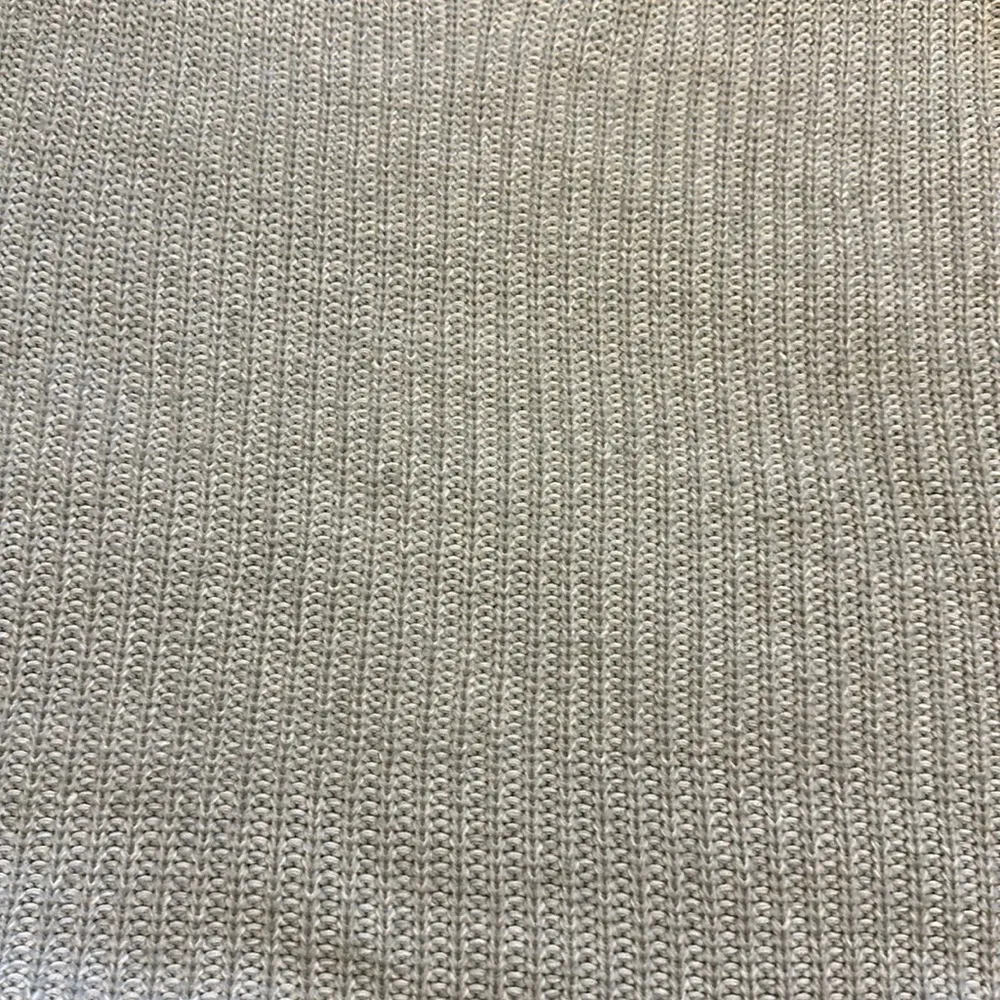 Forever 21 Gray Textured Knit Crewneck Long Sleeve Pullover Sweater Size Large - Image 9