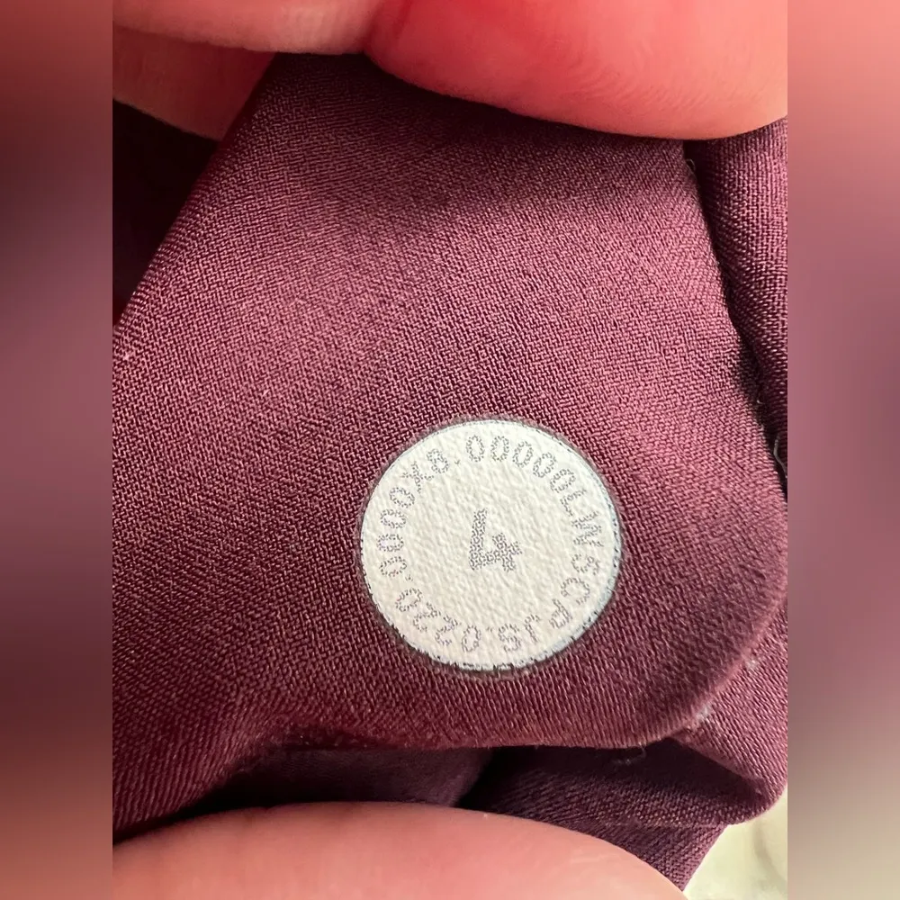 Lululemon On the Fly Jogger *Luxtreme 25" Cassis (Size 4) - Image 10