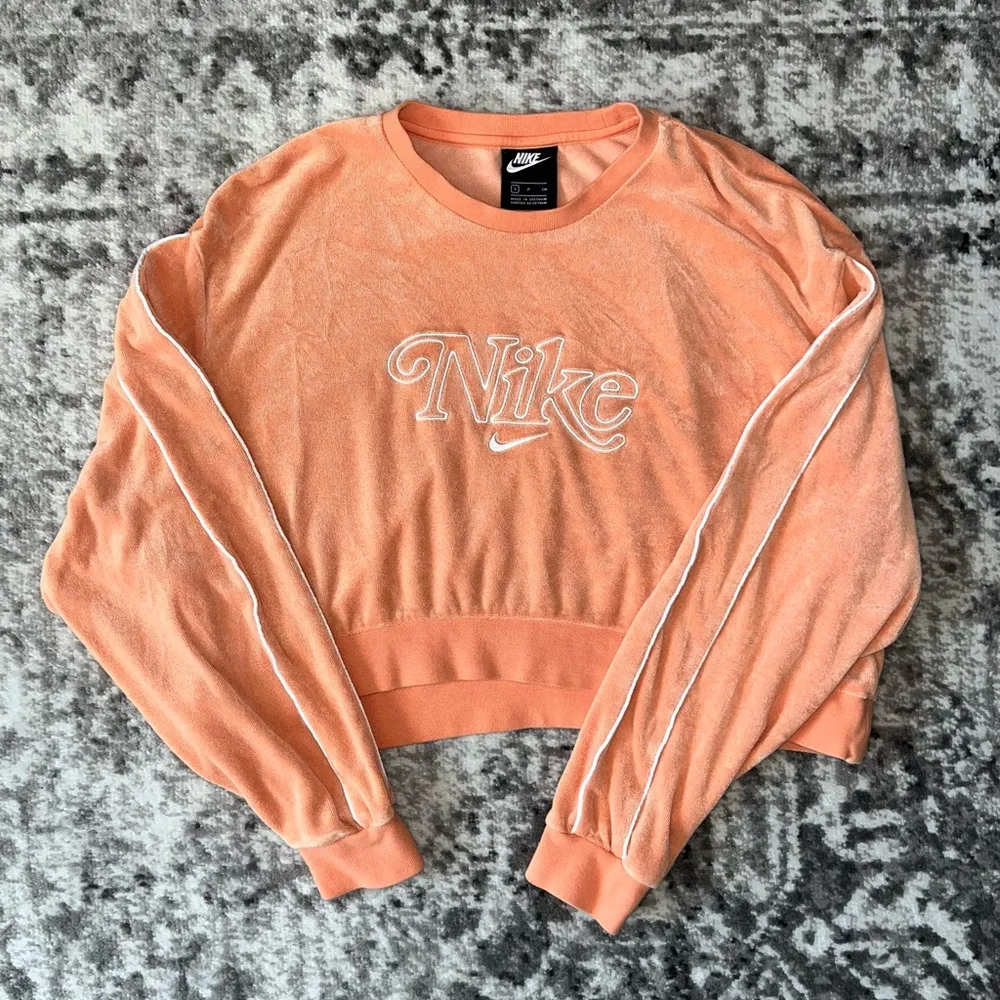 Nike Sportswear Womens Retro Femme Crew Terry Sweatshirt - Image 3