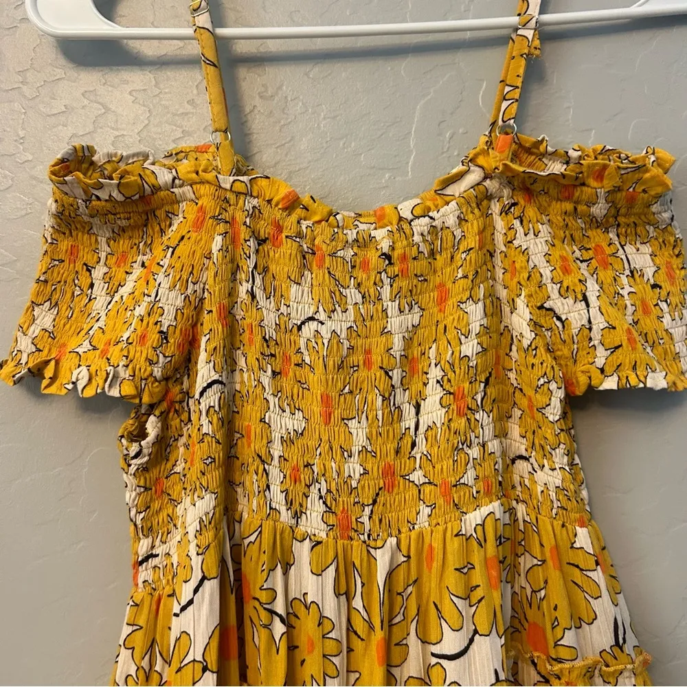 Angie white yellow floral cold shoulder smocked tiered dress size small NEW - Image 13