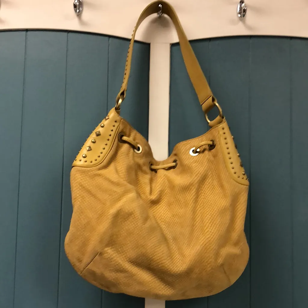 Donald J. Pliner studded leather mustard yellow shoulder bag purse 14” x‎ 14” - Image 4