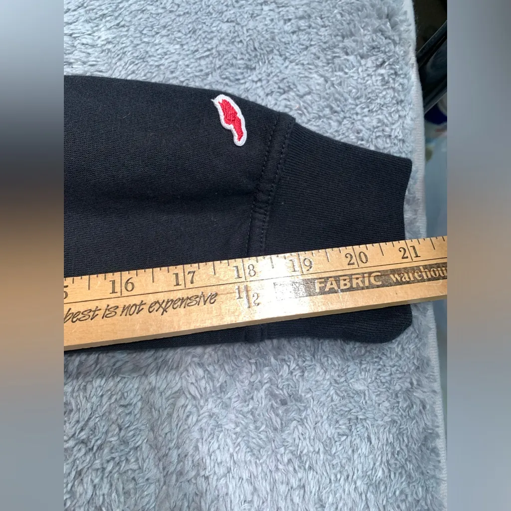 League Iowa Hawkeyes sweatshirt medium Black - Image 10