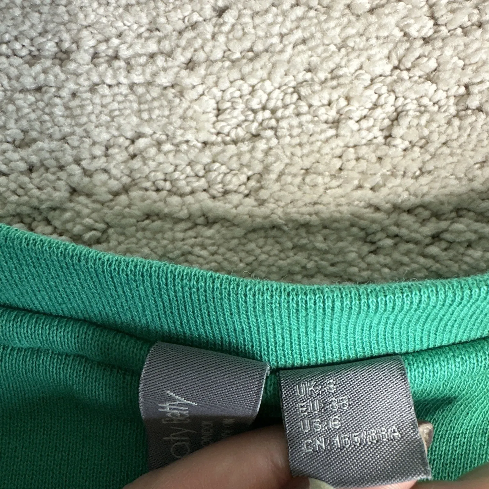 Women's Sweaty Betty Small Green Crewneck Pullover Sweater Comfy Gym Casual - Image 4