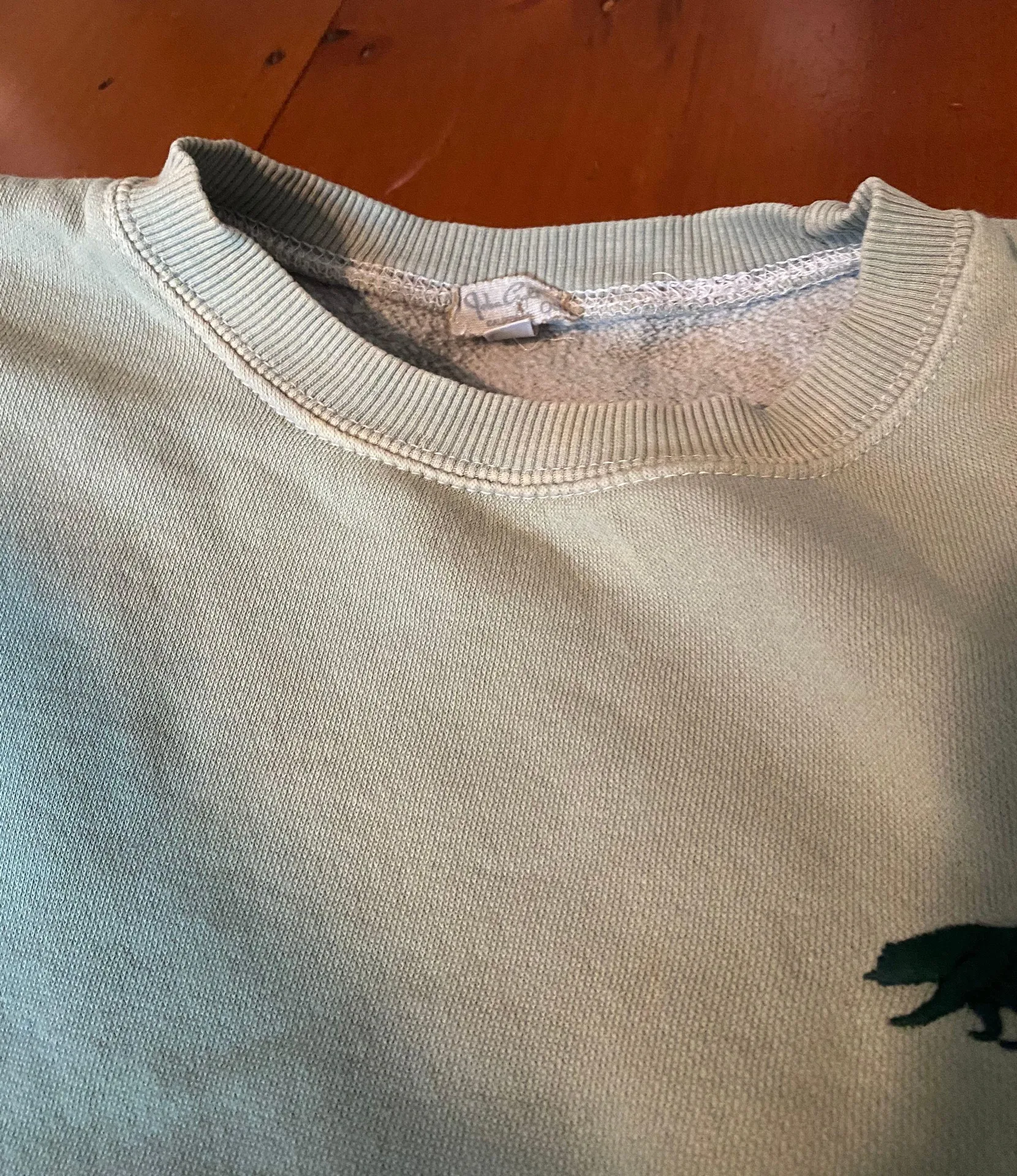 Brandy Melville Sweatshirt - Image 5