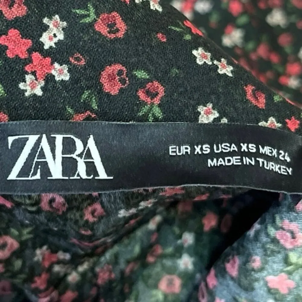 Zara Women's Black Floral High Waist Zipper Mini Flared A-Line Skirt Size XS - Image 4