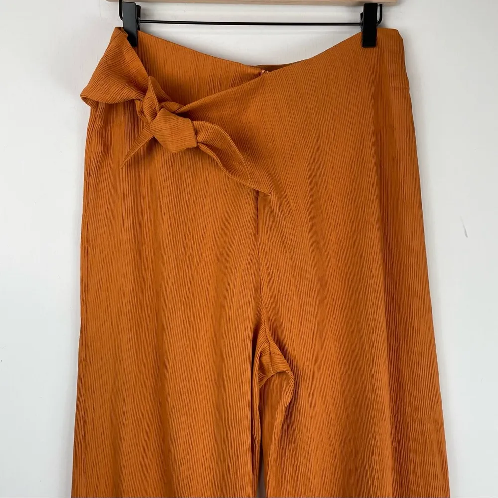 ASTR The Label Ribbed Wide Leg Crossover Tie Wrap Crop Asher Pants Sz Large - Image 4