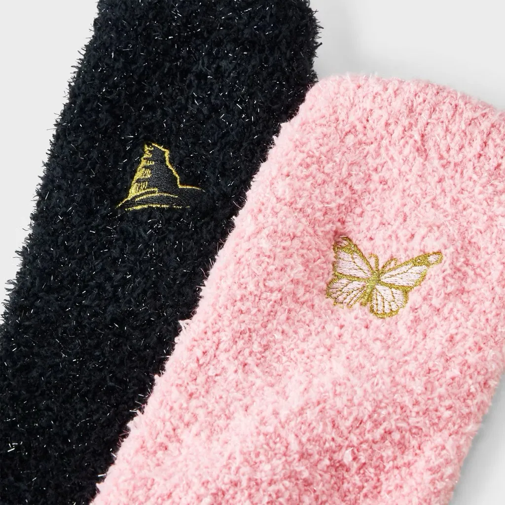 Wicked nwt Snow Globe Box of Cozy Embroidered Crew Socks - Image 3