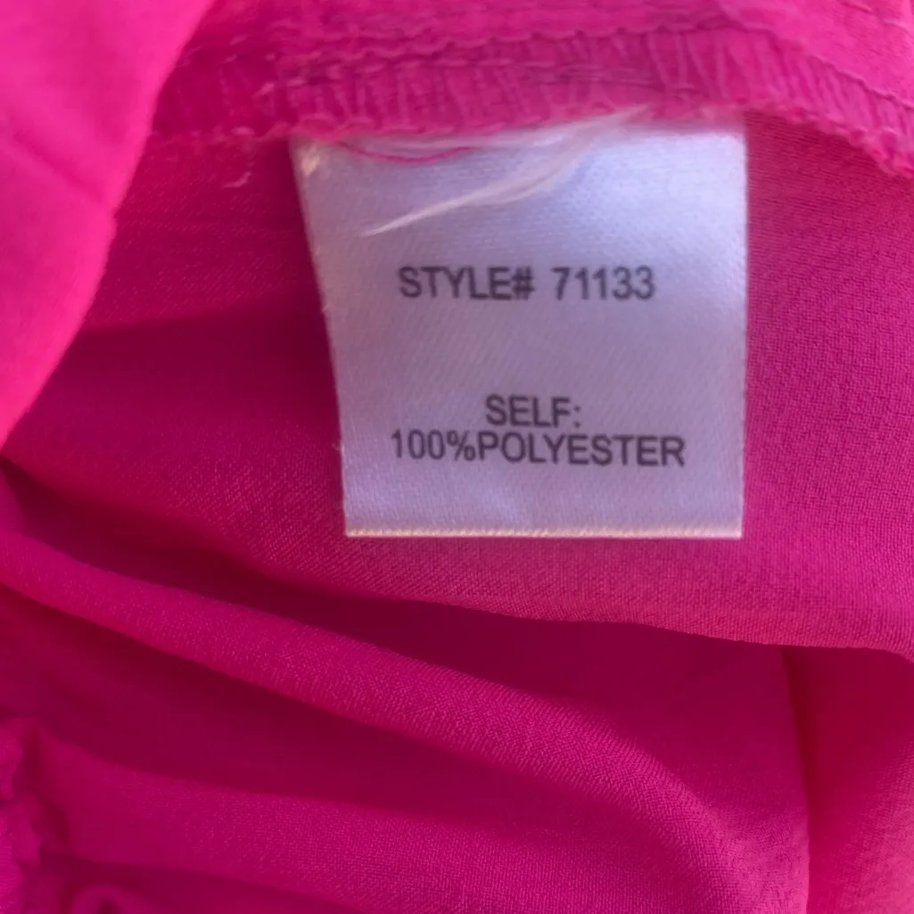 Under Skies Hot Pink Size Medium Athletic shorts - Image 6