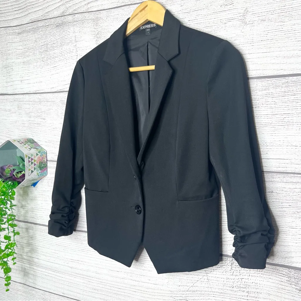 Express Black Ruched Sleeve Cropped Blazer Suit Jacket Size 6 Small - Image 2