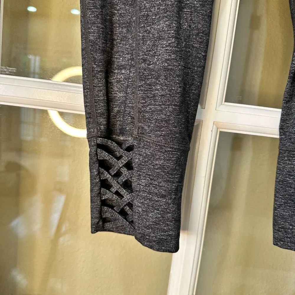 ATHLETA Cropped Lace Up Leg Leggings Tights Charcoal Grey - Medium - Image 2