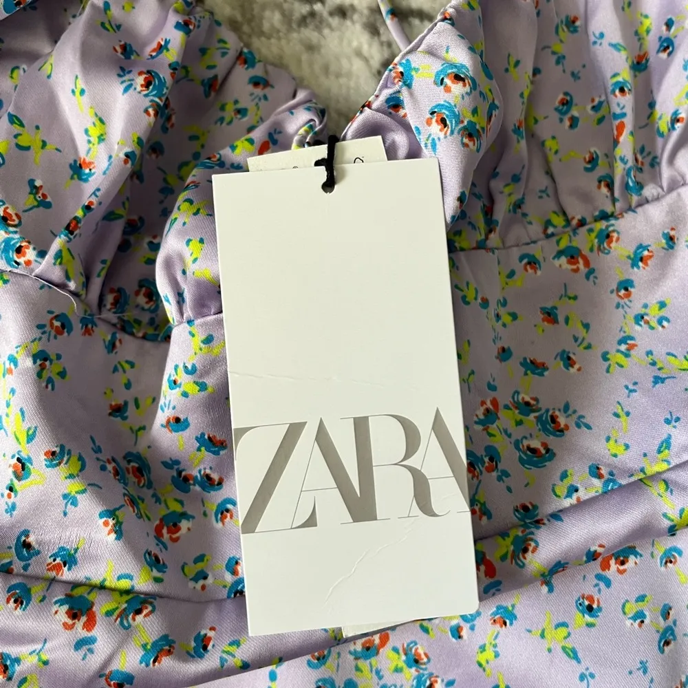 New Zara Floral Satin Dress - Image 9