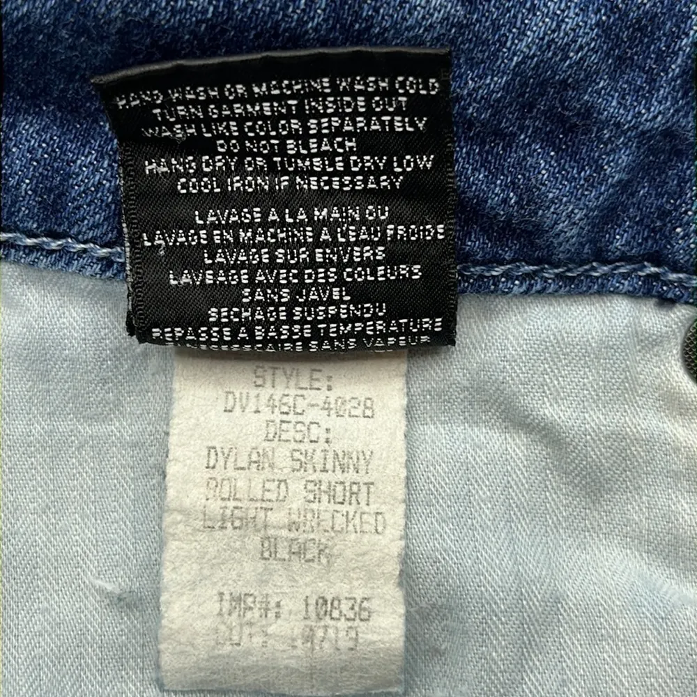 Vince. Dylan Skinny Rolled Short Size 26 - Image 10