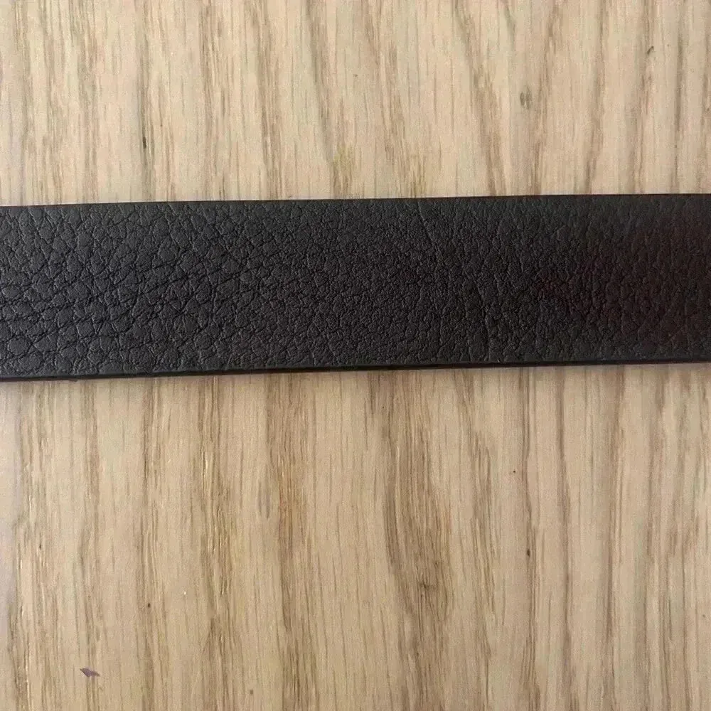 🆕 women's skinny belt CK Monogram Buckle S🆕 - Image 5