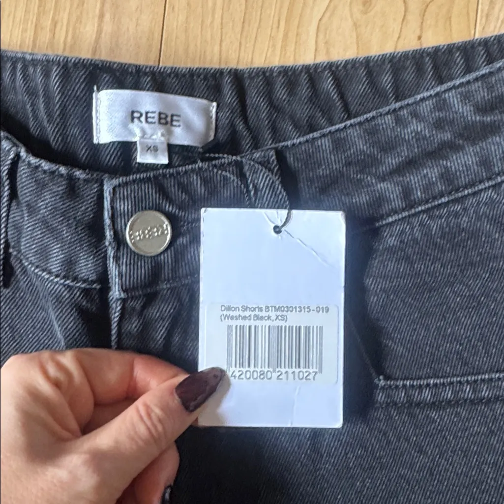 REBE DILLON SHORTS WASHED BLACK Size XS - Image 3
