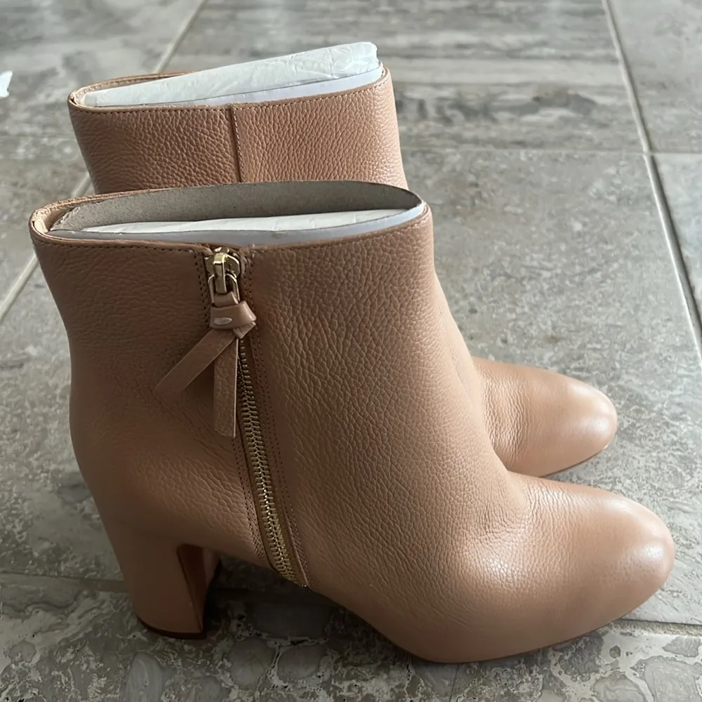 Kate Spade Knott Zip Booties, Light Fawn Pebble Calf Leather Size 11 New in Box - Image 8