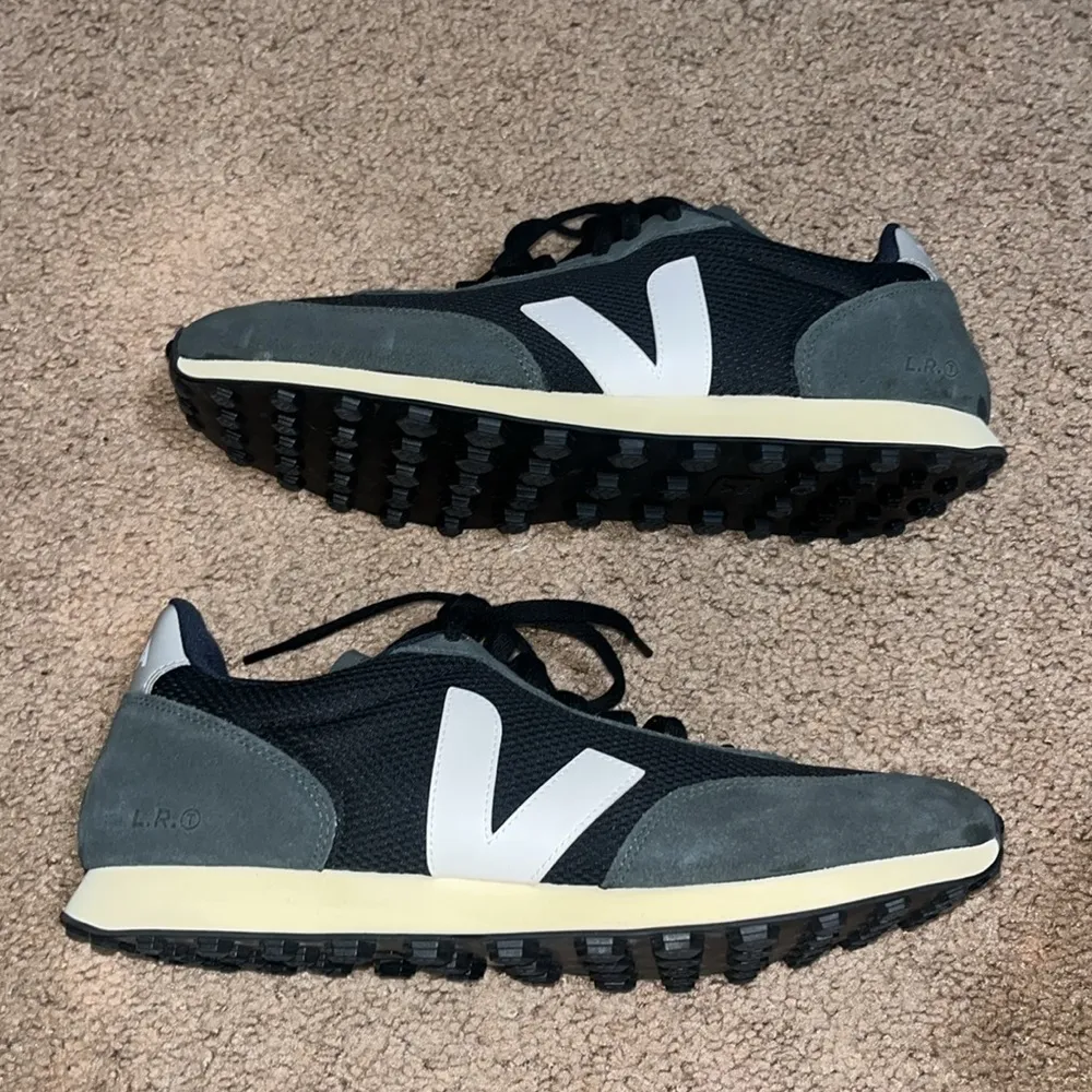 Veja Rio Branco‎ Alveo Mesh Suede Leather Sneakers Black White Oxford Gray 12 - Image 5