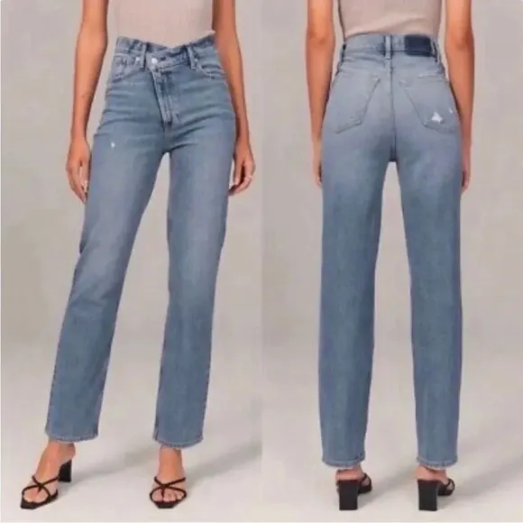 Abercrombie & Fitch 90s Straight Ultra High Rise Criss Cross Jeans - Image 2