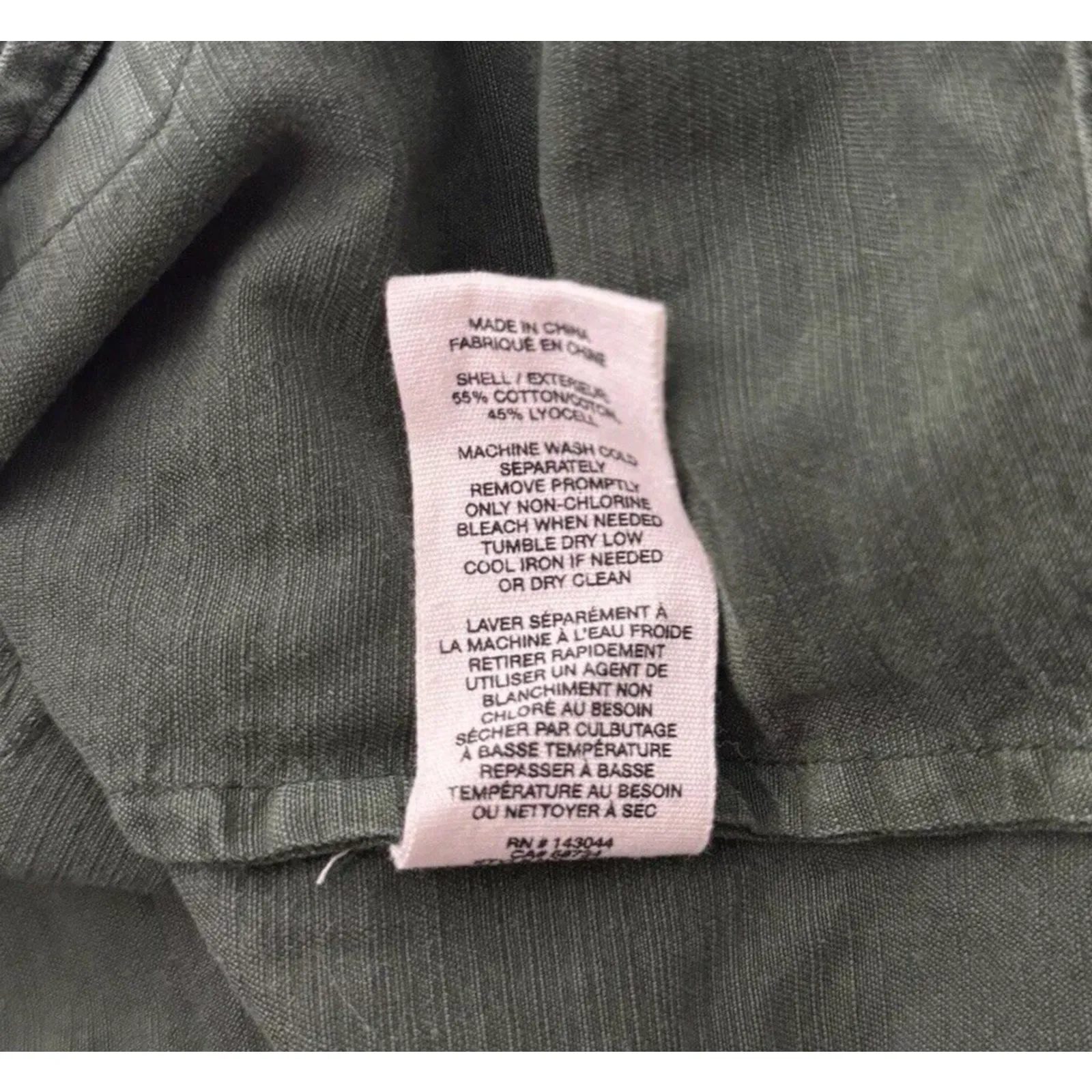 Avec Les Filles Shirt Womens Medium Green Cropped Blouse Everyday Basic Casual - Image 7