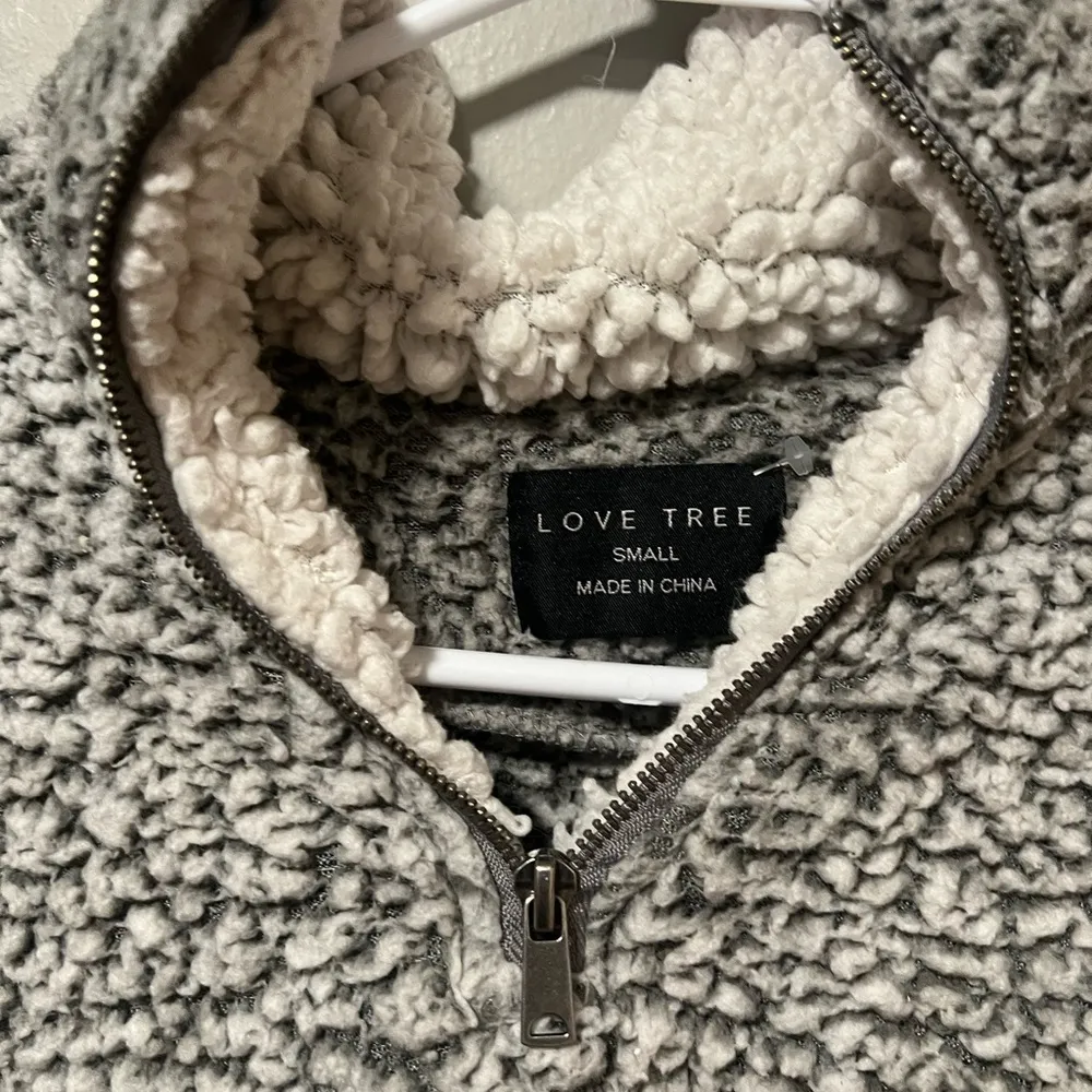 Love Tree  Grey long sleeve Sherpa Pullover - Image 3