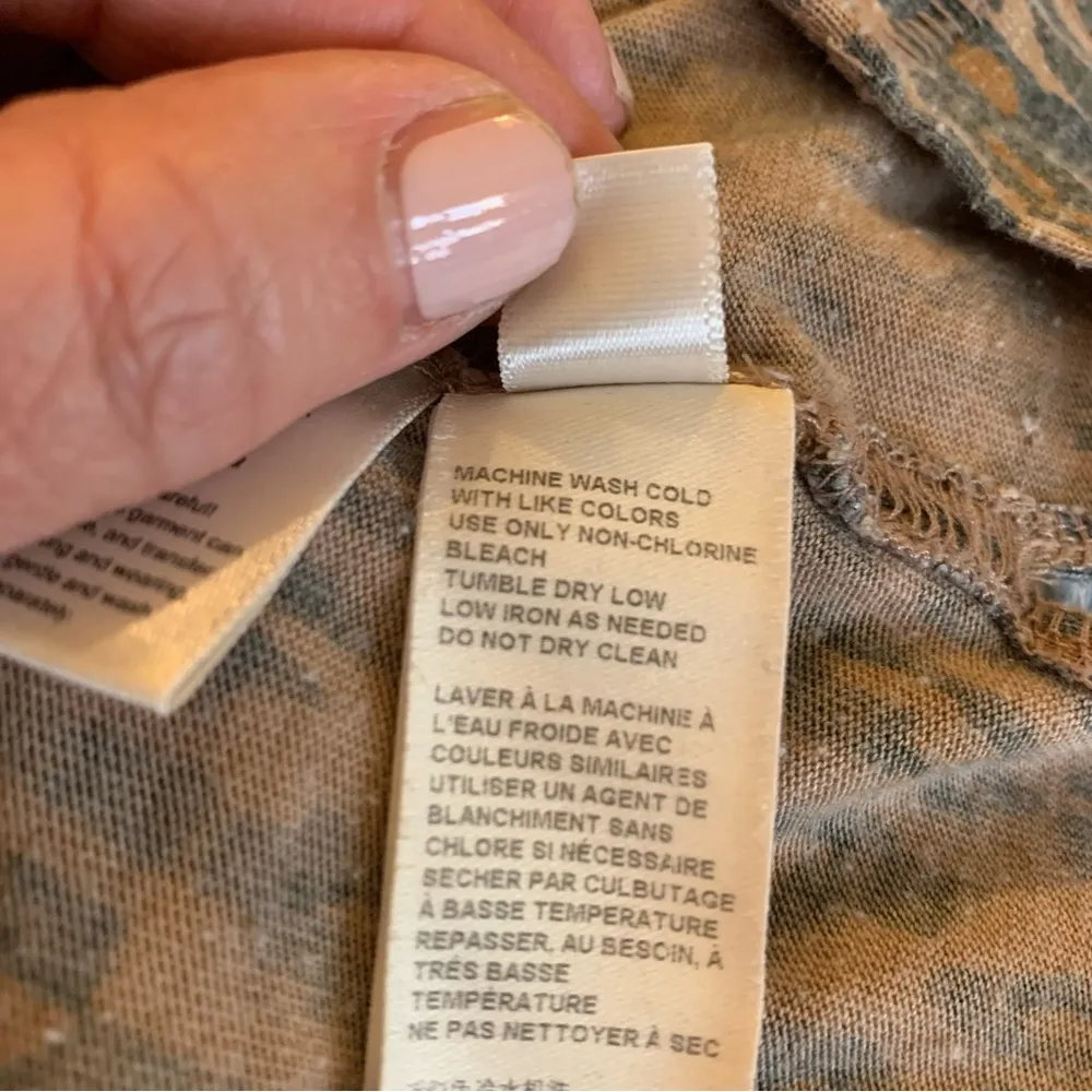 FREE PEOPLE Top shirt Womens Size XS Leopard Print Short Sleeves Casual - Image 10