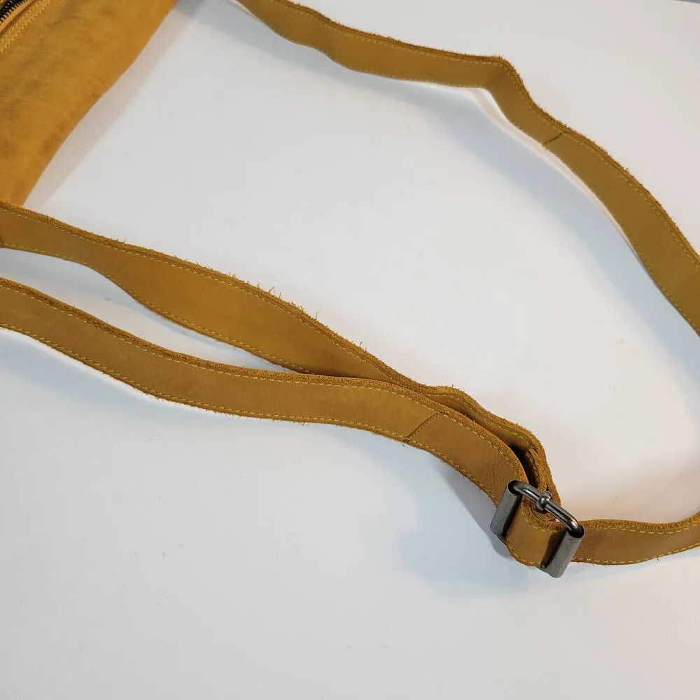 Harbour 2nd Leather Crossbody Medium Tan Yellow Gold Hobo Purse Bag Purse - Image 5