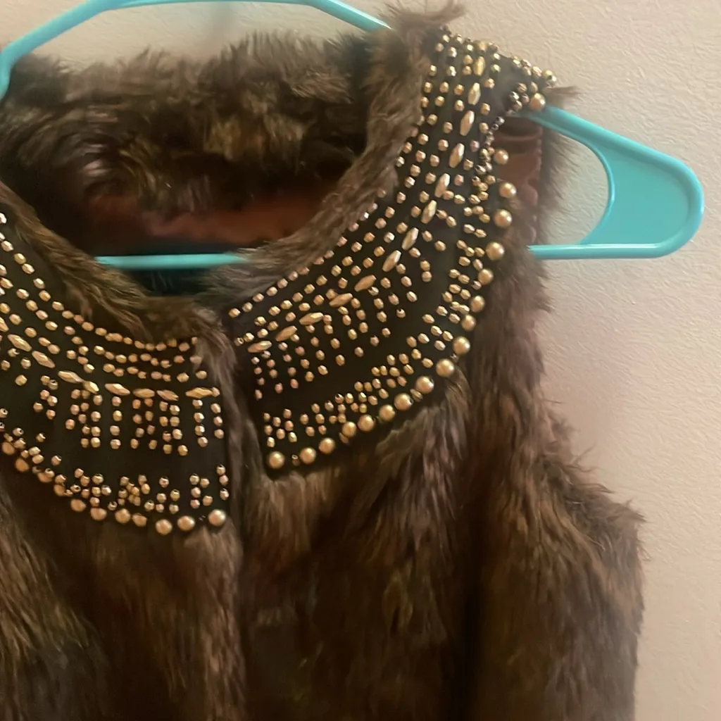 INC International Concepts Women's Faux fur vest - Image 2