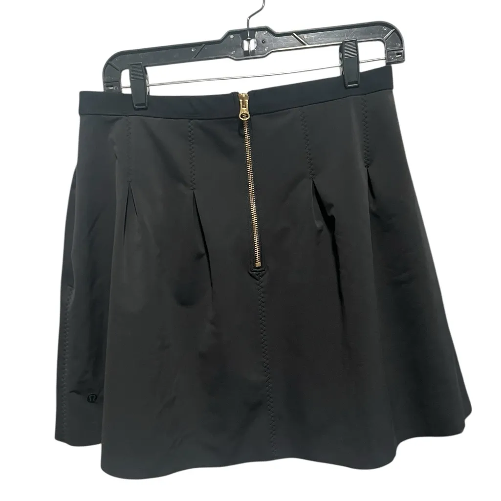 Lululemon Future Varsity Skirt in Excellent Condition, Size 10 - Image 6
