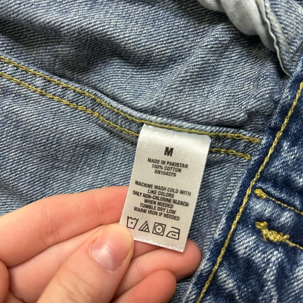 Aeropostale Women’s Medium Button Up Denim Long Sleeve Jacket Blue - Image 5