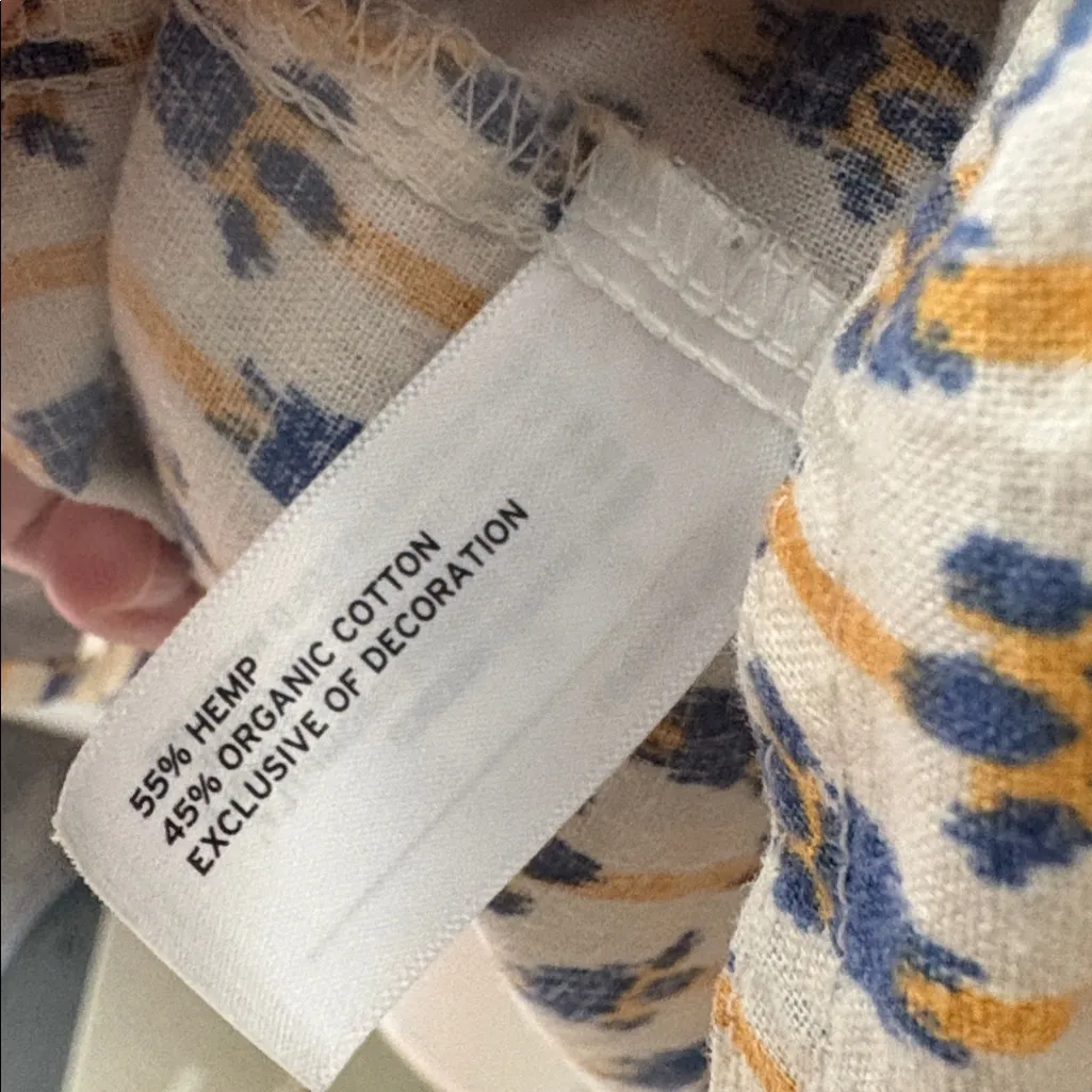 Duluth Trading Co Shirt Women M Artisan Hemp Cotton Short Sleeves Paw Print Yellow Size M - Image 5