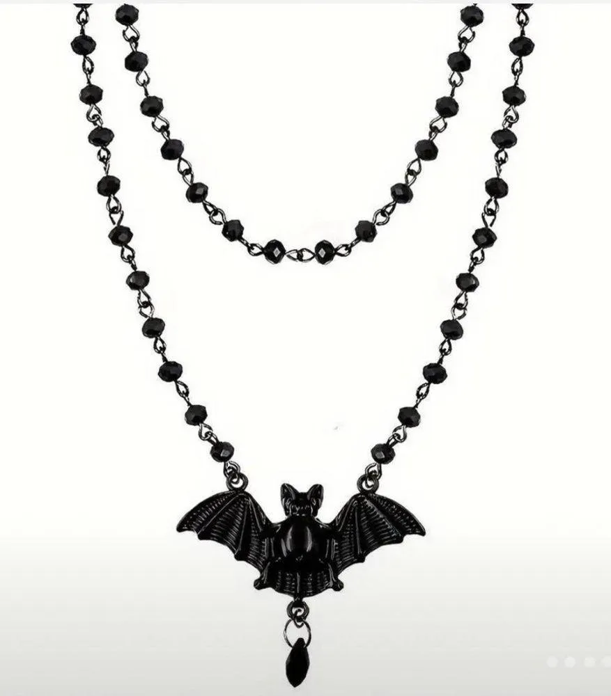 Black bat necklace with beaded details - Image 6