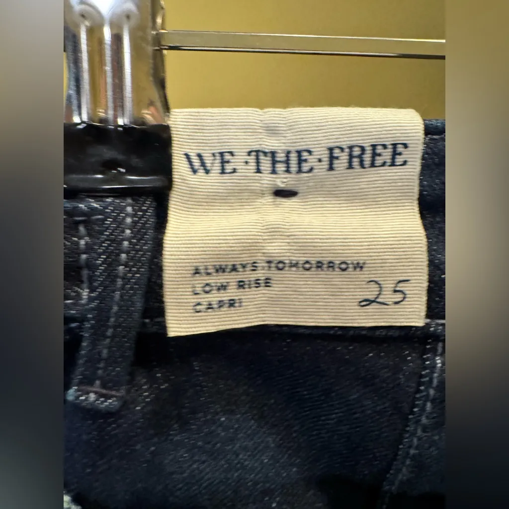 Free People We The Free “Always Tomorrow Low Rise Capri” in Carpe Diem, NWT - Image 9