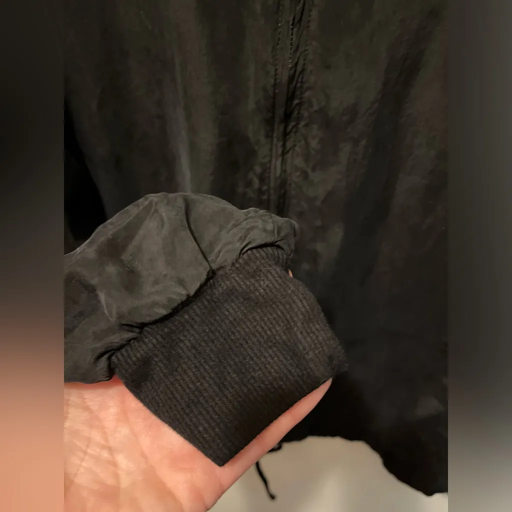 Lola and Sophie black full zip lightweight‎ jacket sz large - Image 4