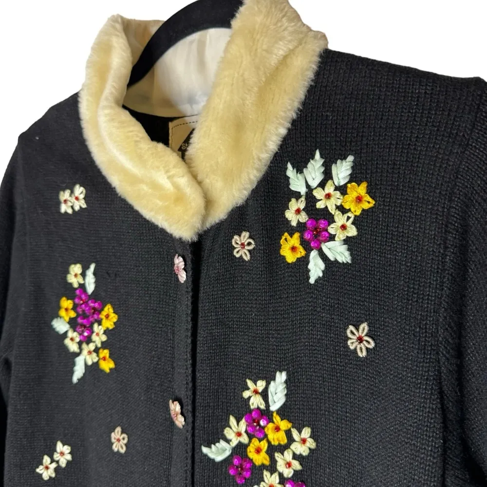 Storybook Knits Vintage Cardigan Sweater Wild Bouquet Medium - Image 4