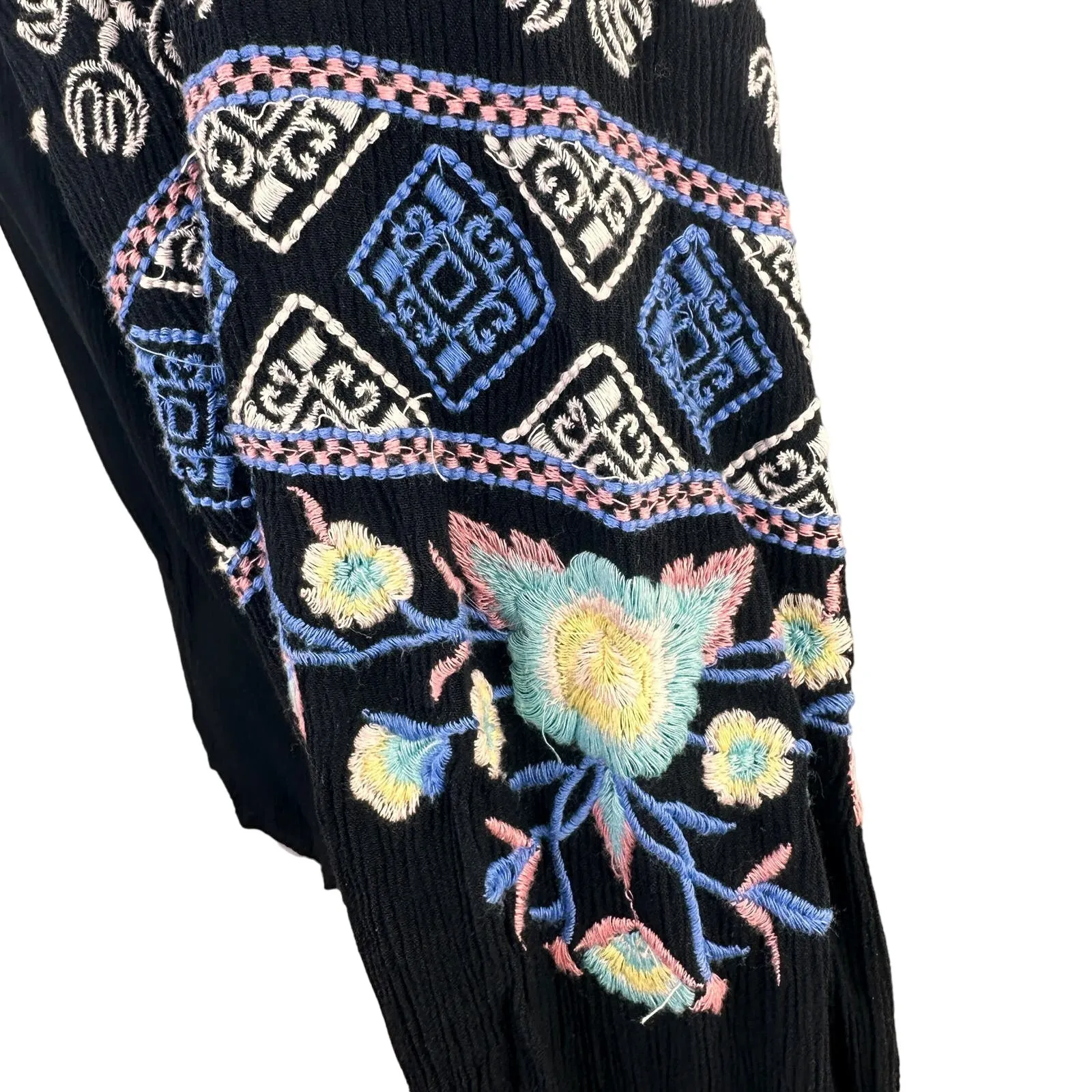 Francesca's Harper Heritage Peasant Embroidered Blouse Size XS - Image 3