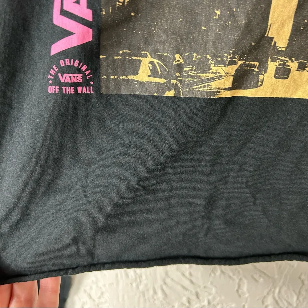 VANS | Long Sleeve Graphic Cropped Top - Image 6