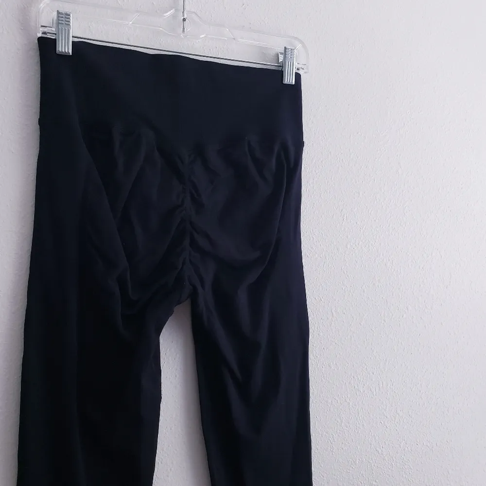 Black Yoga Waistband Rushed Butt Enhance Athletic Leggings - Image 4