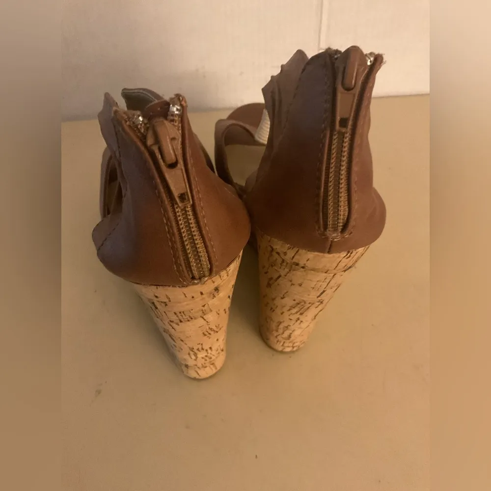 Carrini chestnut Brown platform Wedge Sandals size 8 - Image 6