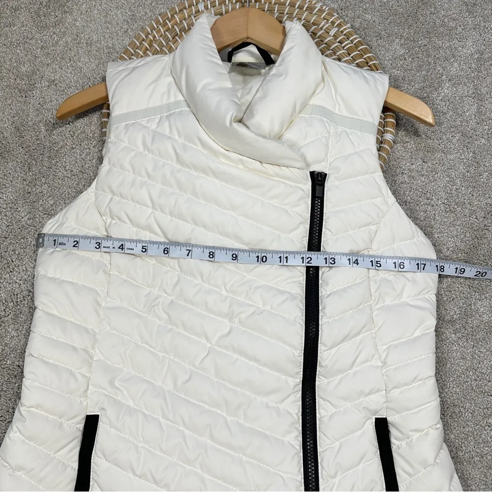 Athleta  So Down Asymmetrical Front Zip Puffer Vest Down Feather in Ivory Size S - Image 10
