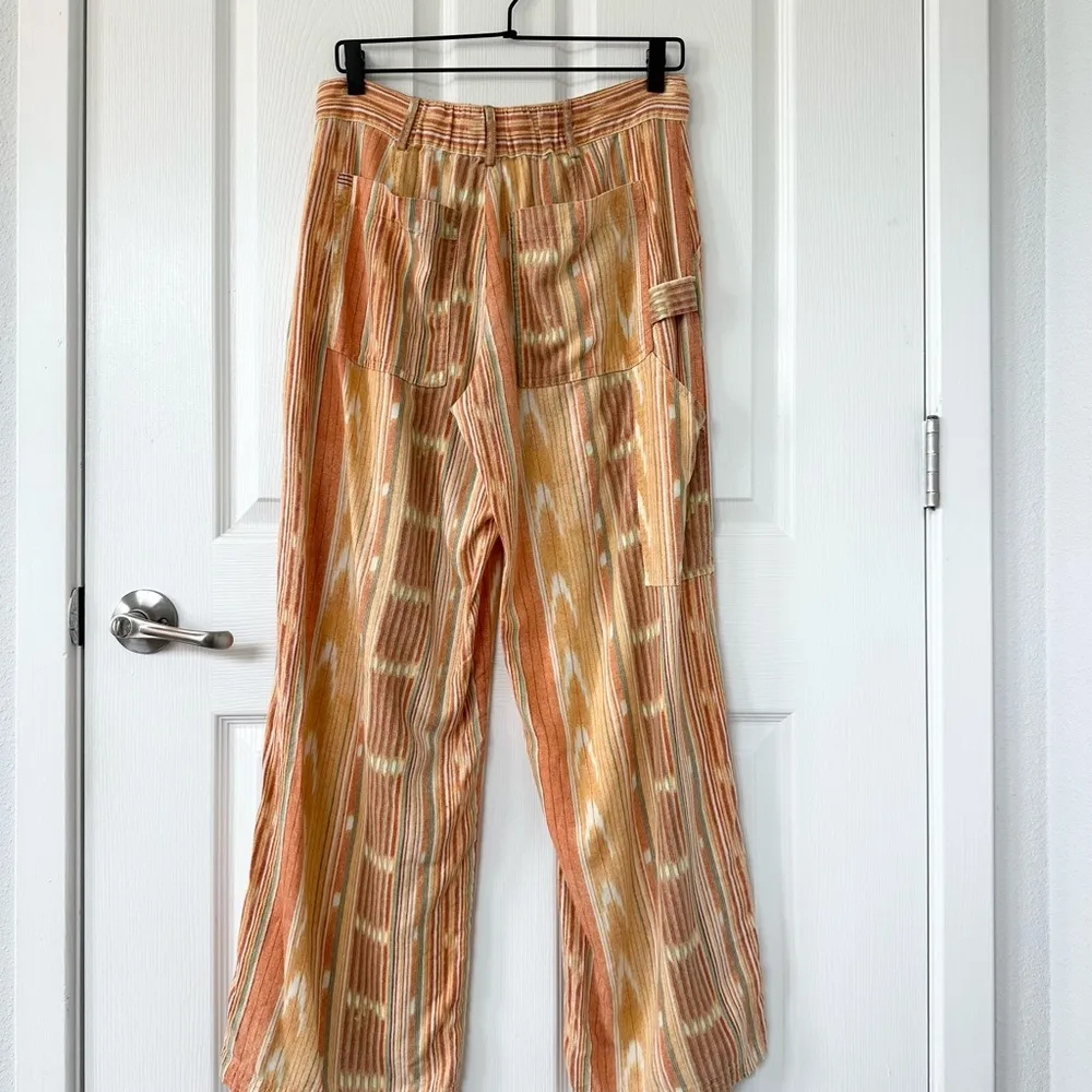 BDG Rae Wide Leg Cargo Linen Pants - Image 3