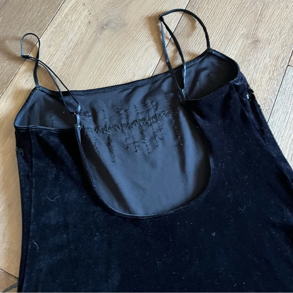 Victoria’s Secret beaded nightgown, velvet feel black - Image 4