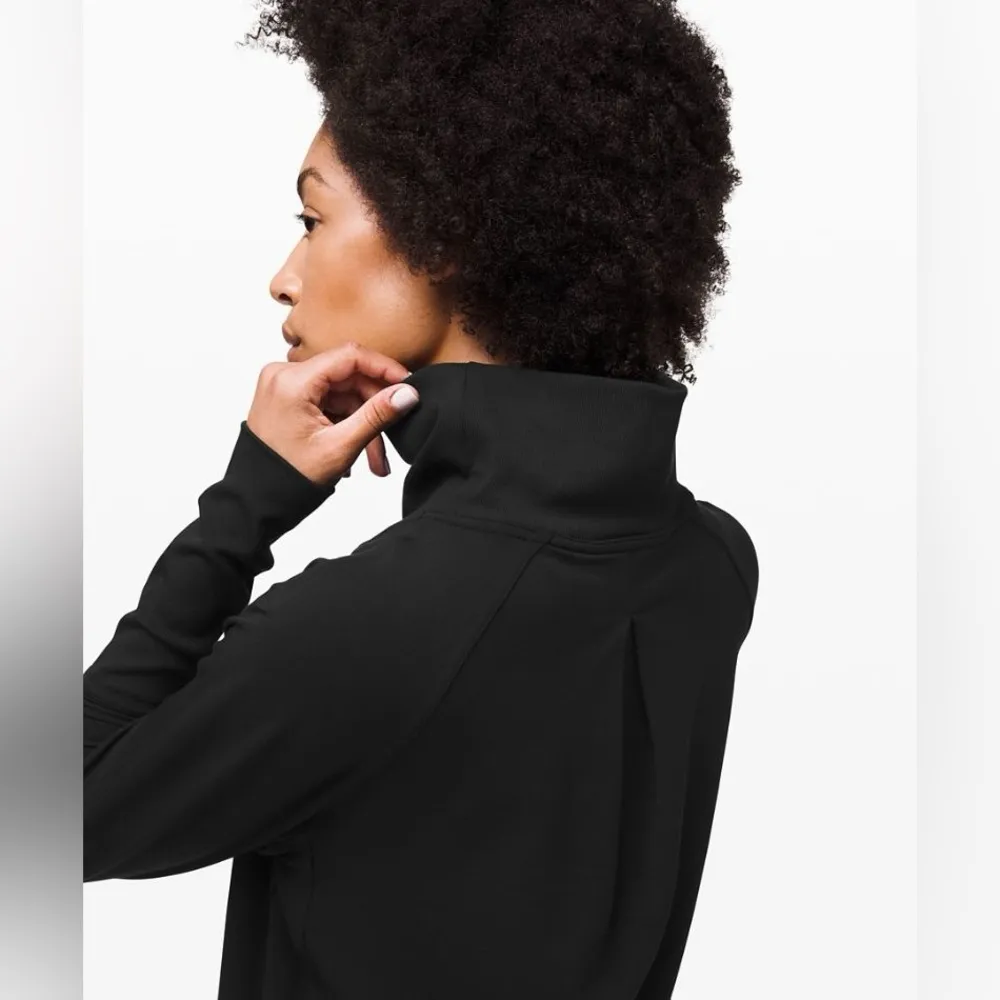 Lululemon‎ Black High Lines Pullover Sweatshirt With Pockets EUC Size 8 - Image 4