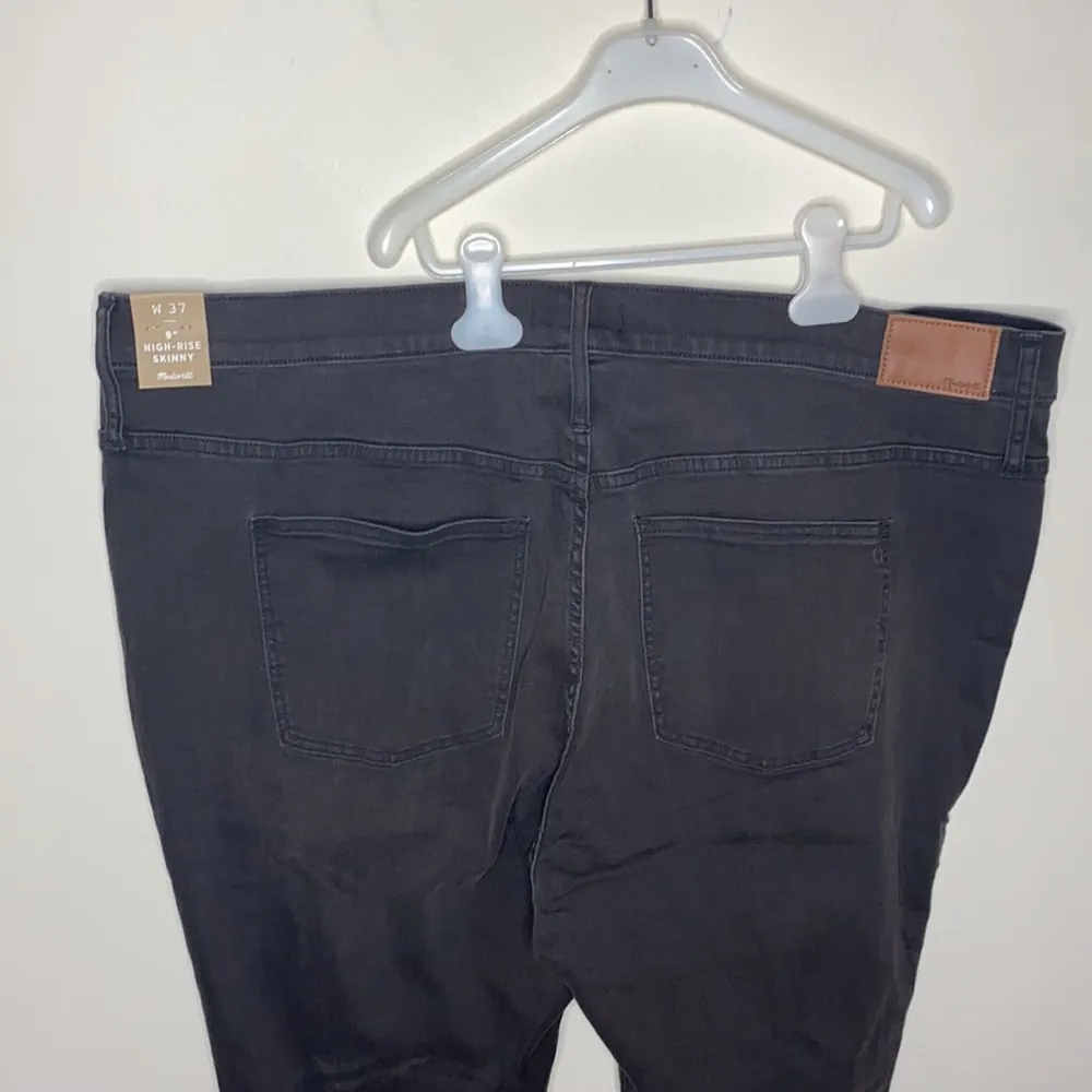 Madewell 9" Mid-Rise Skinny Jeans in Black Sea plus size 37 - Image 6